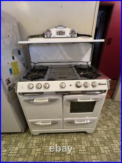 Vintage O'keefe & Merritt Stove (Good Condition) Antque