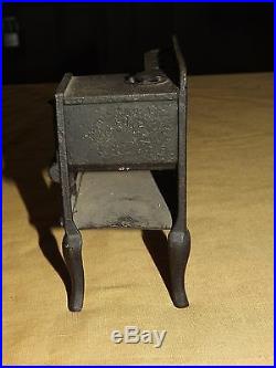 Vintage Old Toy Child Eagle Cast Iron Miniature Stove