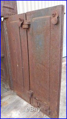 Vintage Round Cast Iron Wood Stove