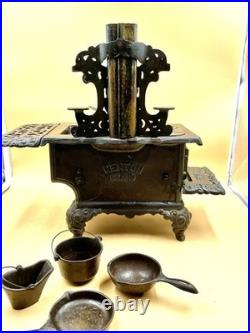 Vintage Royal Kenton Salesman Sample Child Cast Iron Stove