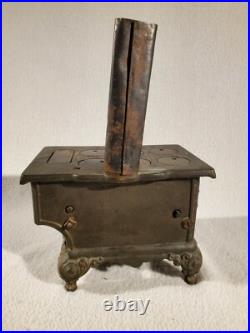 Vintage Royal Kenton Salesman Sample Child Cast Iron Stove