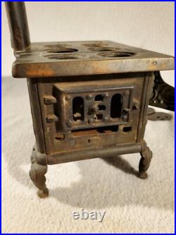 Vintage Royal Kenton Salesman Sample Child Cast Iron Stove
