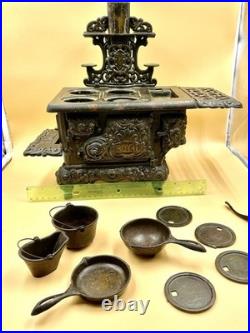 Vintage Royal Kenton Salesman Sample Child Cast Iron Stove