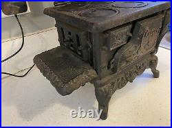 Vintage Small Mini CRESENT Brand Wood Burning Replica Cast Iron Stove