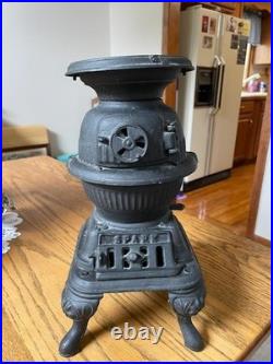 Vintage Spark Cast Iron Pot Belly Stove Small Salesman Sample No Lid Lifter