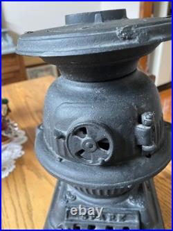 Vintage Spark Cast Iron Pot Belly Stove Small Salesman Sample No Lid Lifter