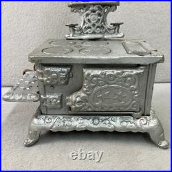 Vintage Table Lamp Cast Iron Miniature Stove + Pots Toy Salesman Sample