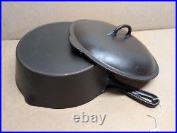 Vintage Unmarked Cast Iron Chicken Fryer with Lid # 8 Favorite Piqua NICE