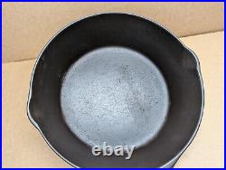 Vintage Unmarked Cast Iron Chicken Fryer with Lid # 8 Favorite Piqua NICE