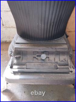 Vintage Vogelzang Cast Iron Wood Or Coal Stove Good Condition