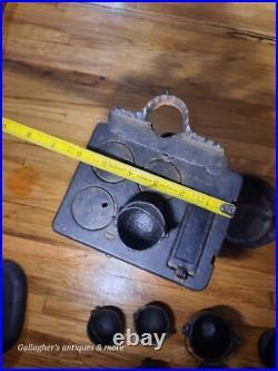 Vintage lot Crescent queen Cast Iron Wood Stove Salesman Sample Toy accessories Vintage lot Crescent queen Cast Iron Wood Stove Salesman Sample Toy accessories