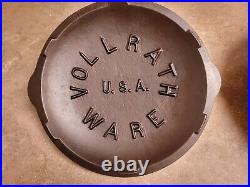 Vollrath cast iron #8 chicken fryer / deep skillet, heat ring