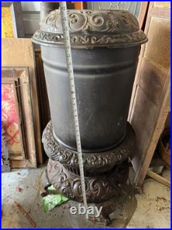Vtg Cast Iron Wood Stove Round Oak Stove Estate of P. D. Beckwith Dowagiac M18