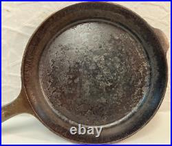 Vtg Field Company No. 8 Cast Iron Skillet Collector Item