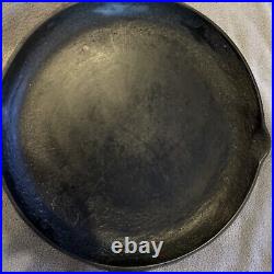 Wagner Ware Cast Iron Shallow Skillet/Griddle #1099 with Three Hole Handle