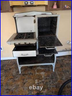 York Antique Freestanding Cooking Stove 2 Burners Enamel White Gray Cast Iron